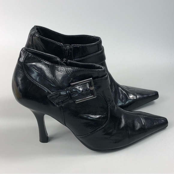 Gianni Bini Black Pointed Toe Ankle Booties Size 6M - Picture 2 of 13